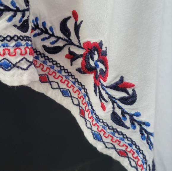 Time and Tru hi low skirt - Picture 4 of 8